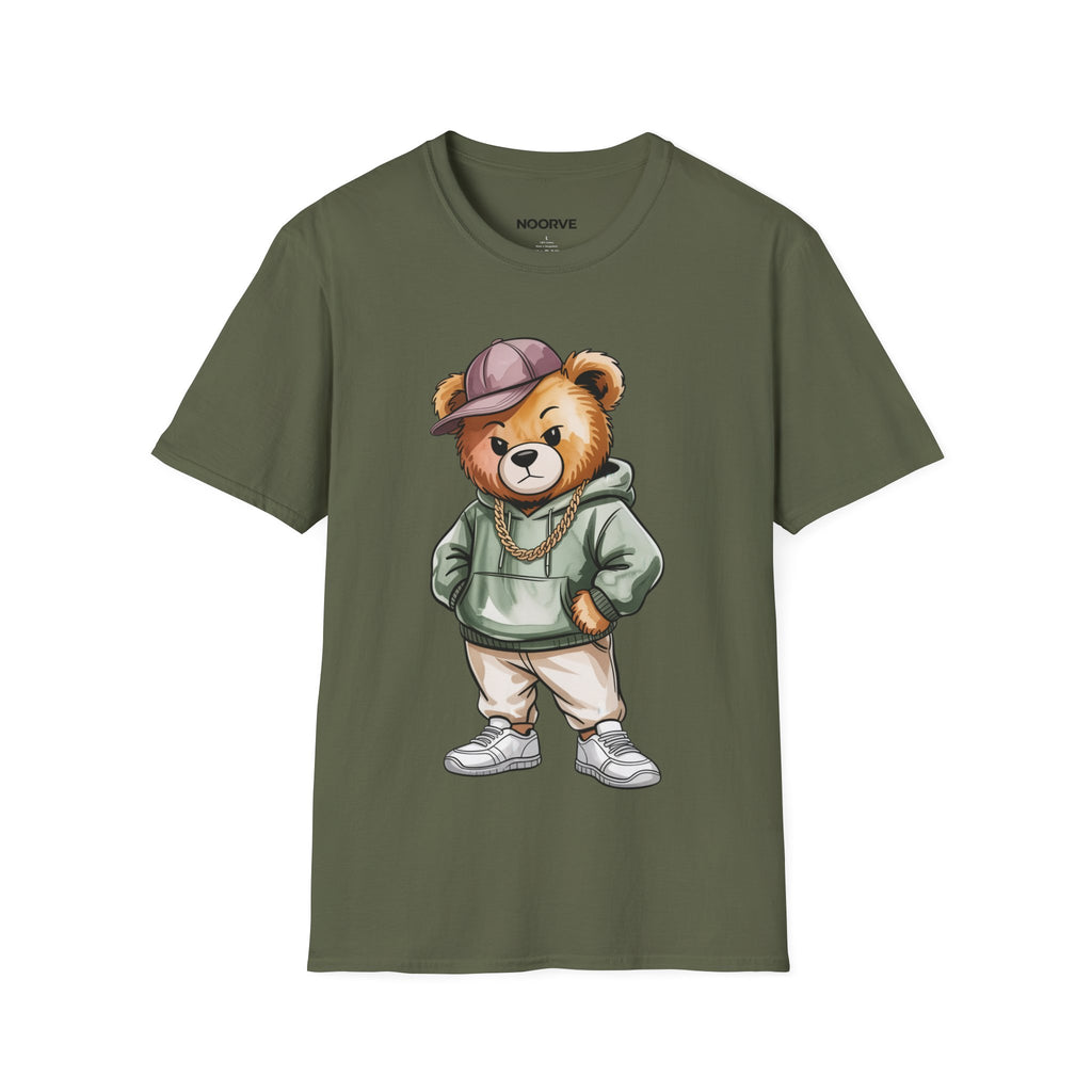 Casual Bear Graphic T-Shirt — Cool Teddy in Hoodie & Cap