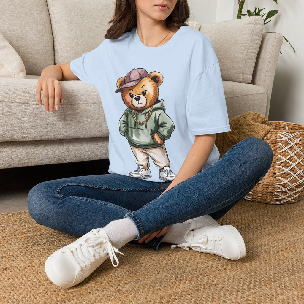 Casual Bear Graphic T-Shirt — Cool Teddy in Hoodie & Cap