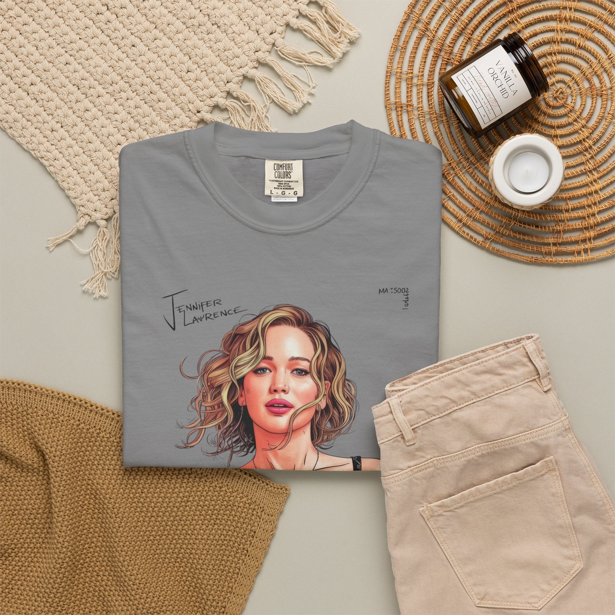 La Vie Est Belle Graphic T-Shirt — Feminine Portrait & Floral Back Print