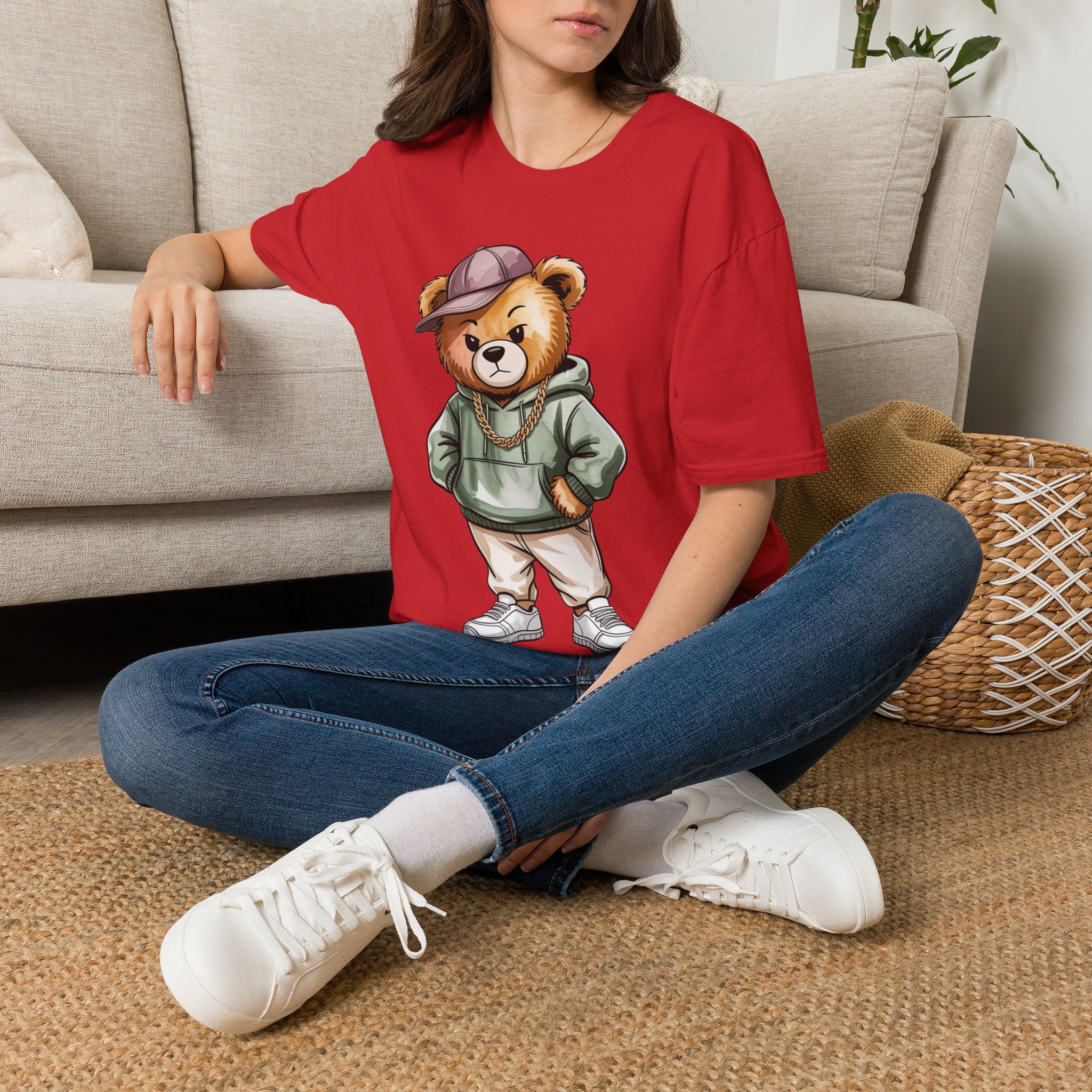 Casual Bear Graphic T-Shirt — Cool Teddy in Hoodie & Cap